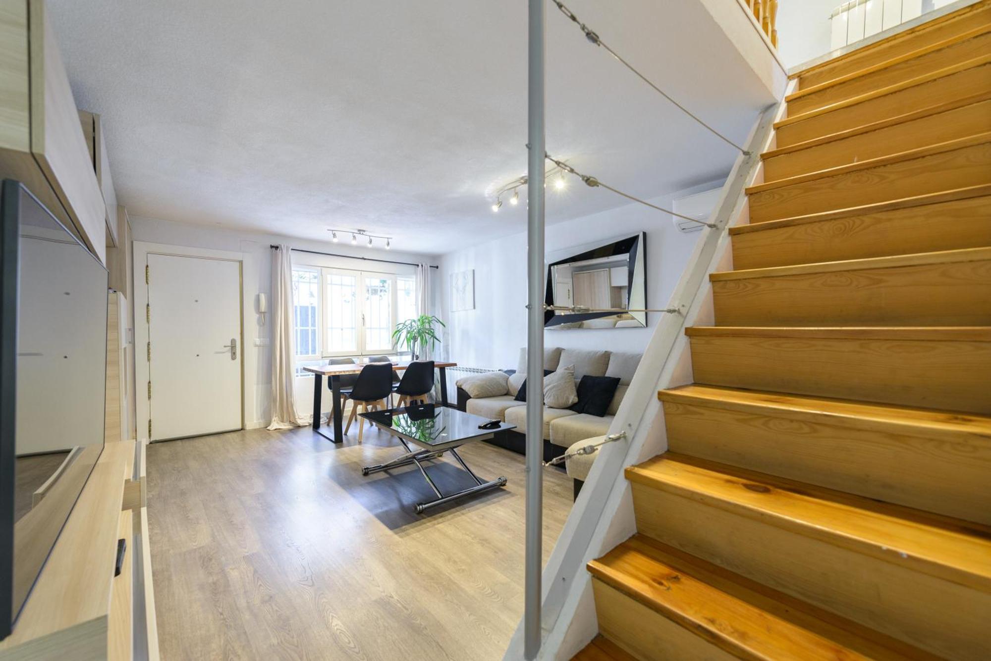 Sabadell Calle, Casa Familiar De 3 Dormitorios Con Terraza Junto Metro Fuencarral Madrid Eksteriør bilde