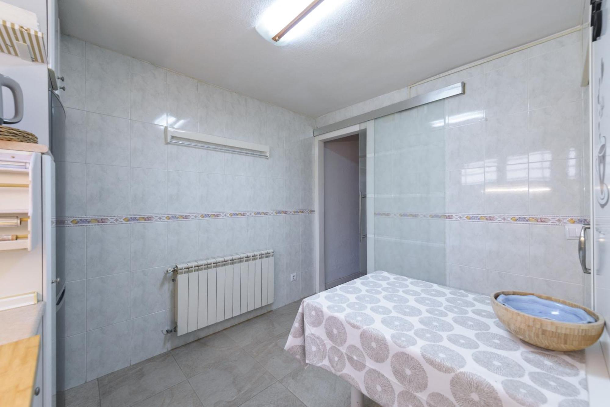 Sabadell Calle, Casa Familiar De 3 Dormitorios Con Terraza Junto Metro Fuencarral Madrid Eksteriør bilde