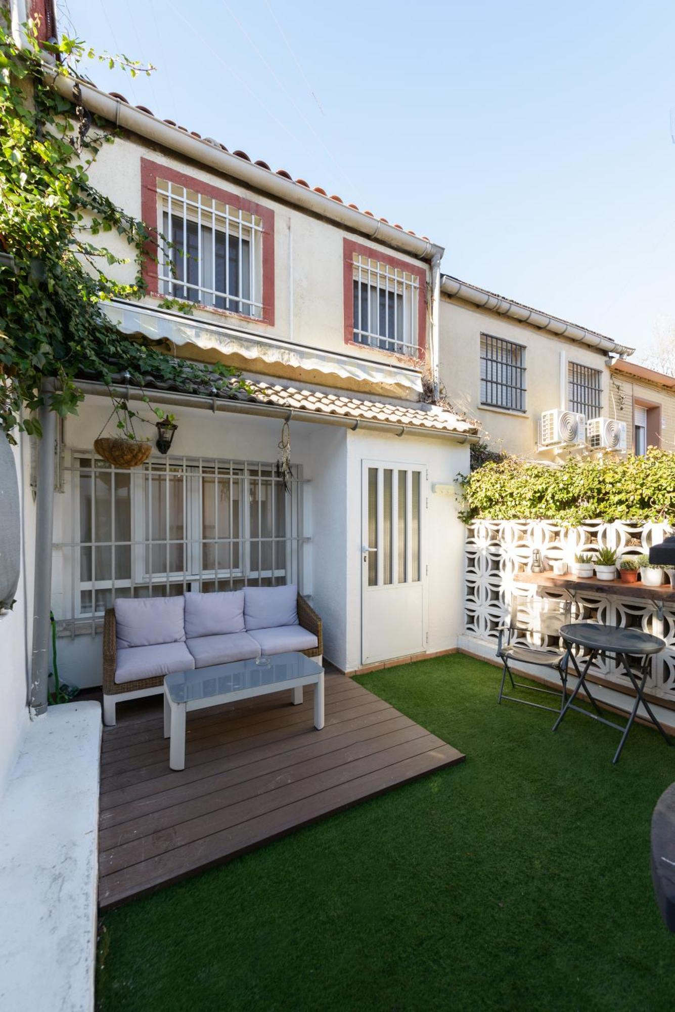 Sabadell Calle, Casa Familiar De 3 Dormitorios Con Terraza Junto Metro Fuencarral Madrid Eksteriør bilde